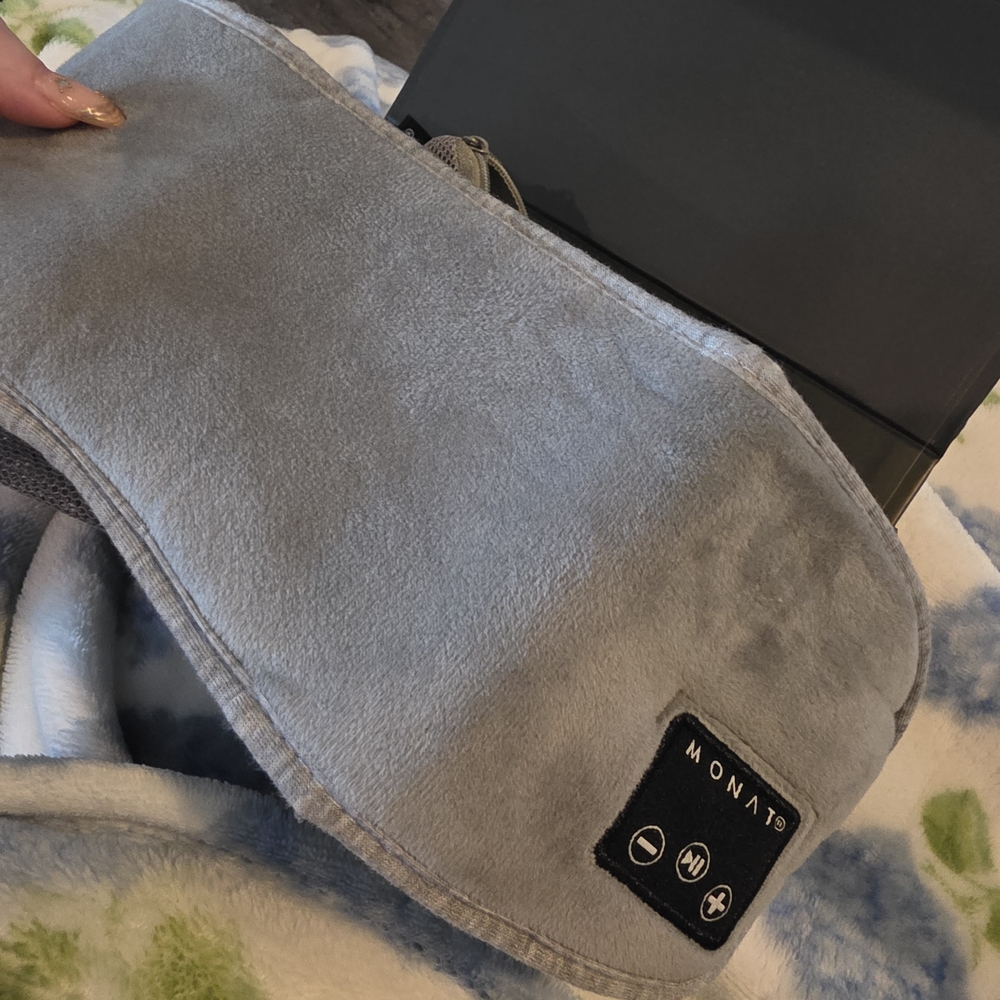 MONAT Sleep Soothing Eye Mask - Plays Music - Picture 2 of 2